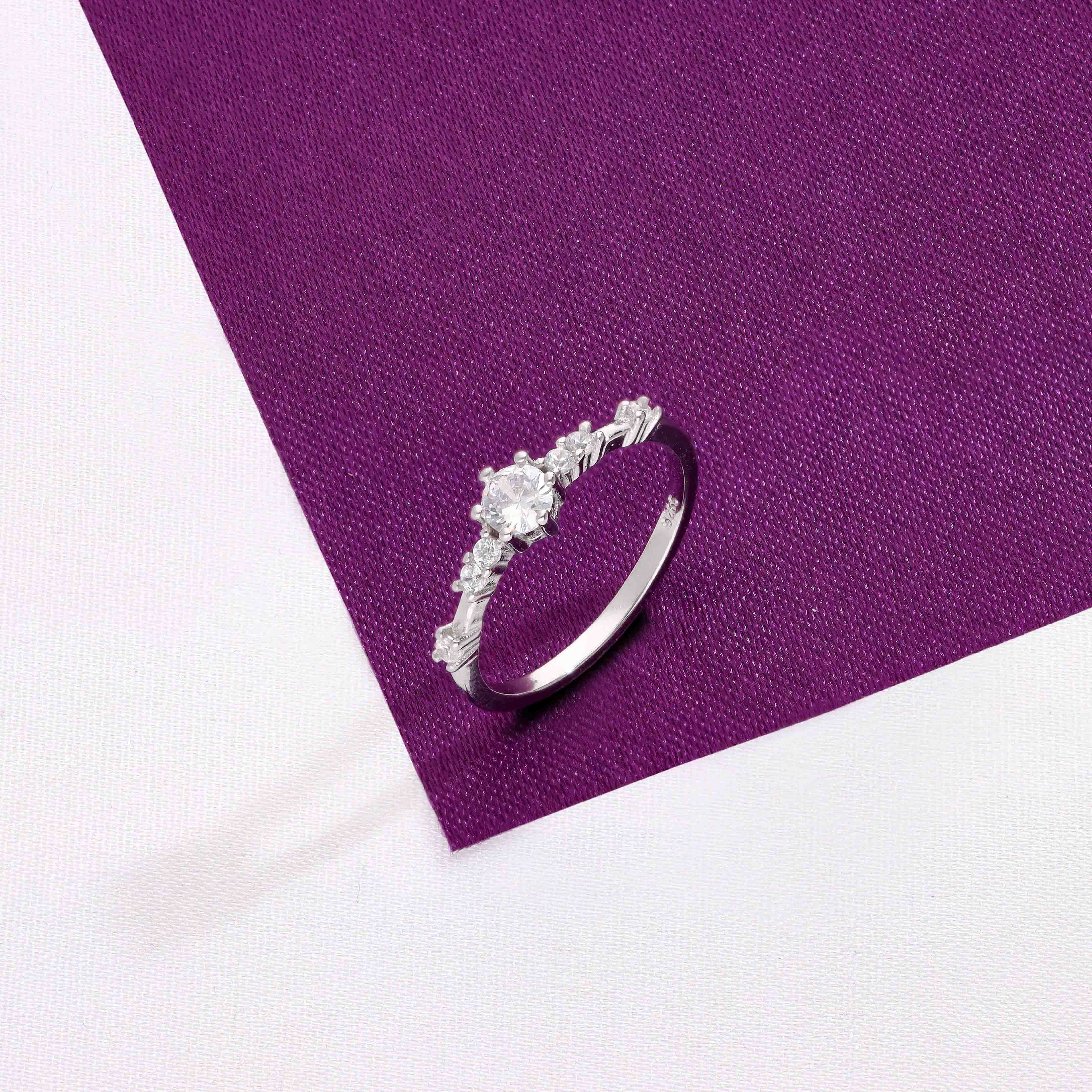 Timeless Silver Minimal Ring - Image 5