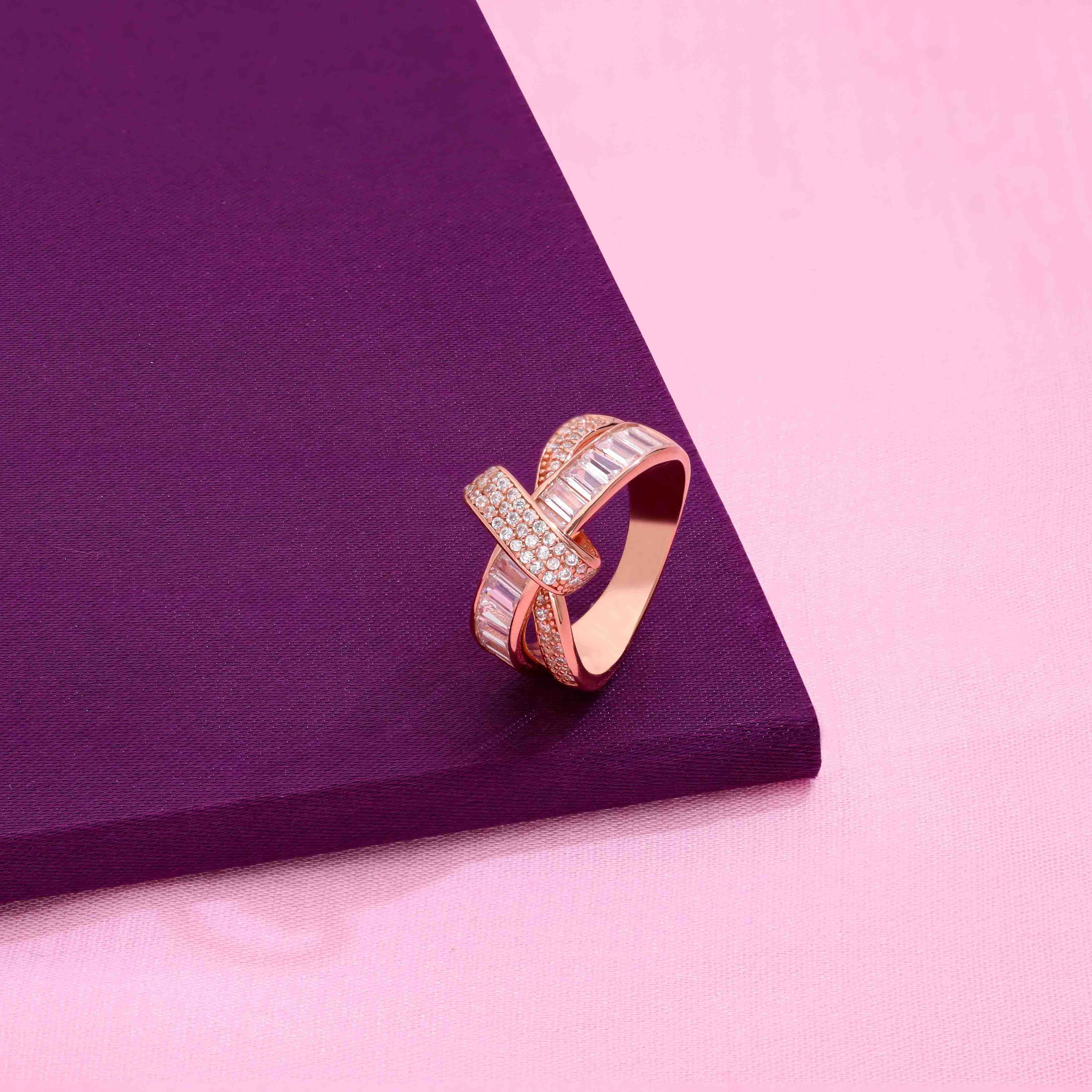 Royal Knott Statement Ring - Image 3